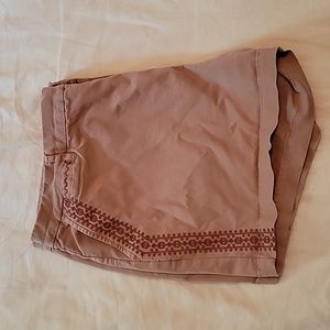 Pretty Detailed Garnet Hill Shorts